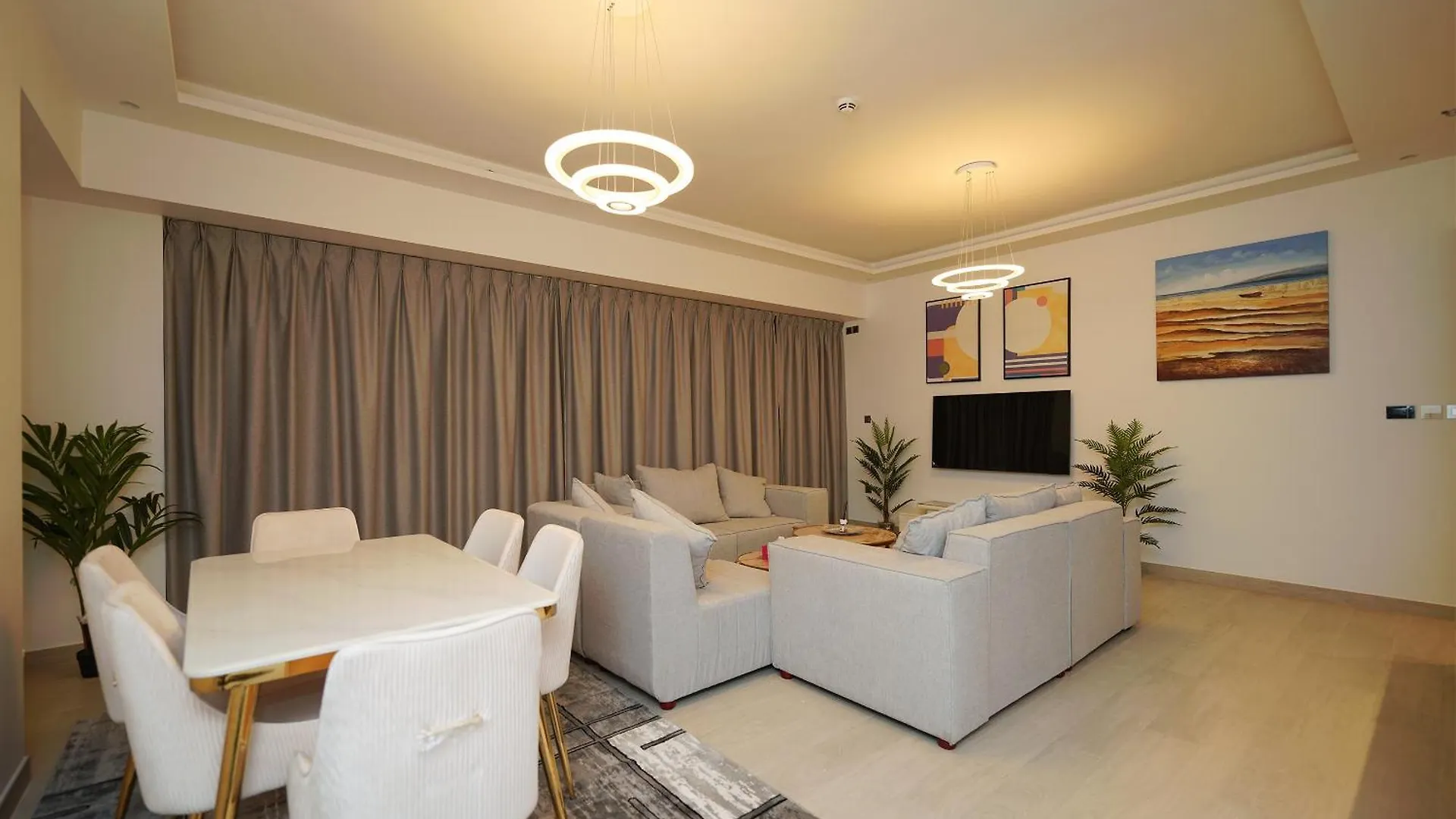Brown Stone Holiday Homes Me Do Re Dubai